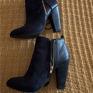 Elegant Black Ankle Boots